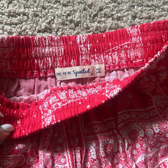 Shorts - Picture 3 of 3